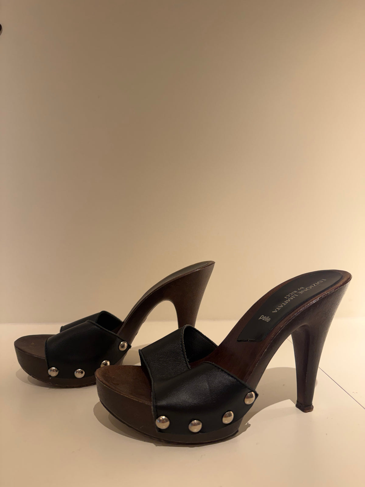Studded Wooden Heels by Ricci - EU 36 (size 6)