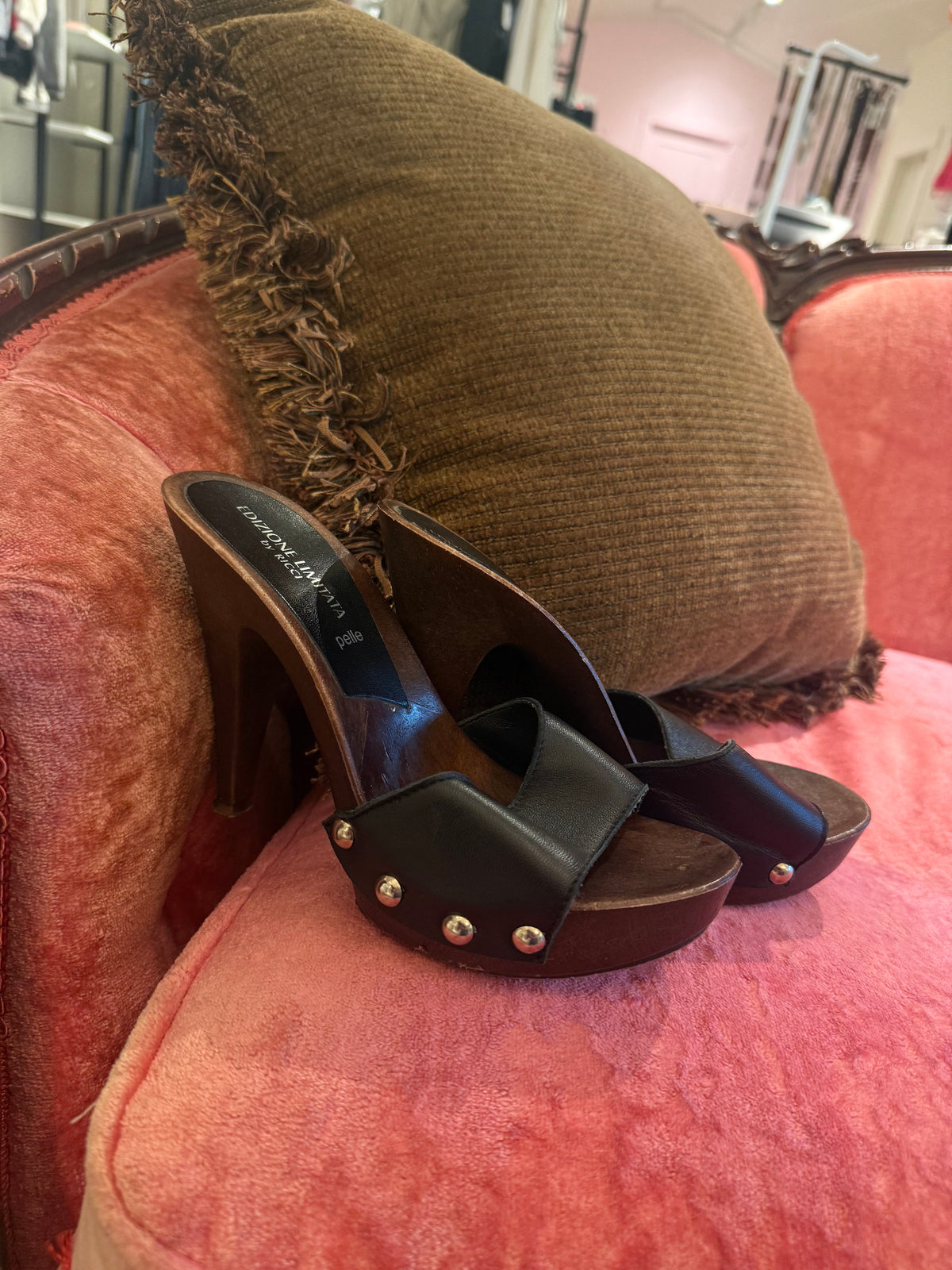 Studded Wooden Heels by Ricci - EU 36 (size 6)