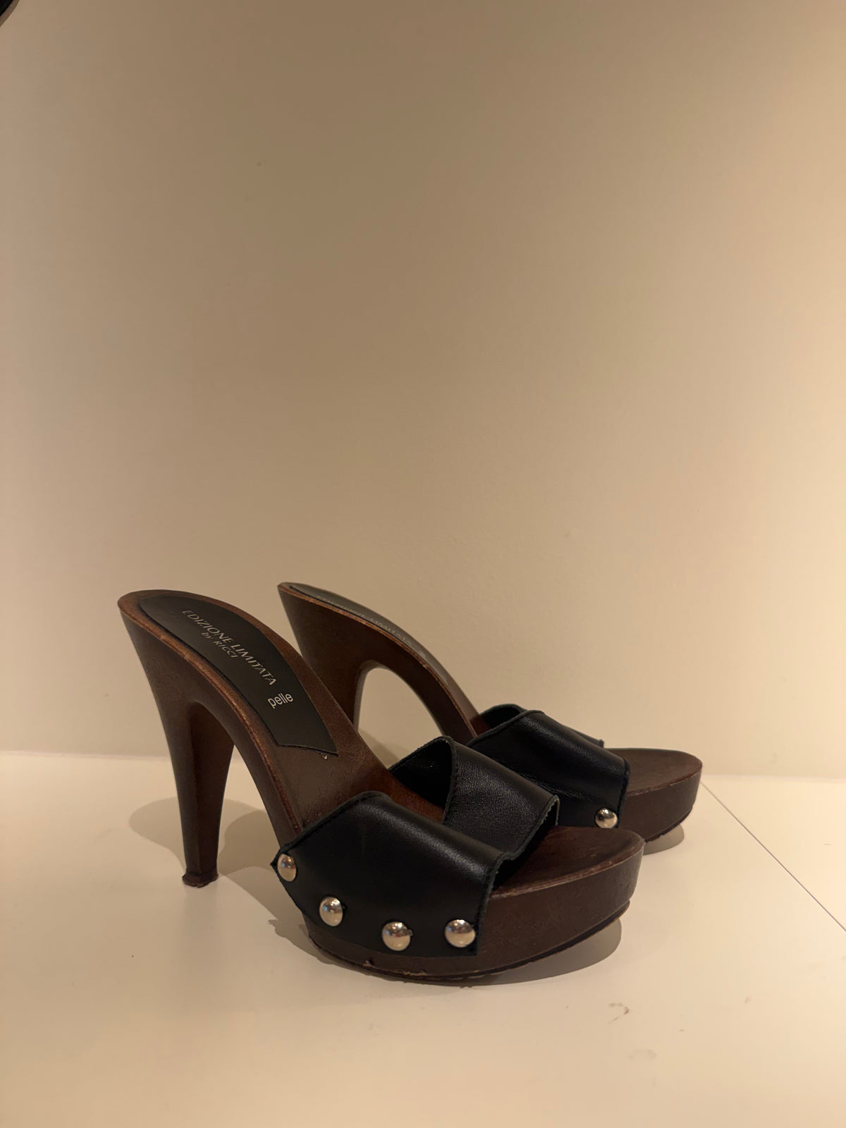 Studded Wooden Heels by Ricci - EU 36 (size 6)