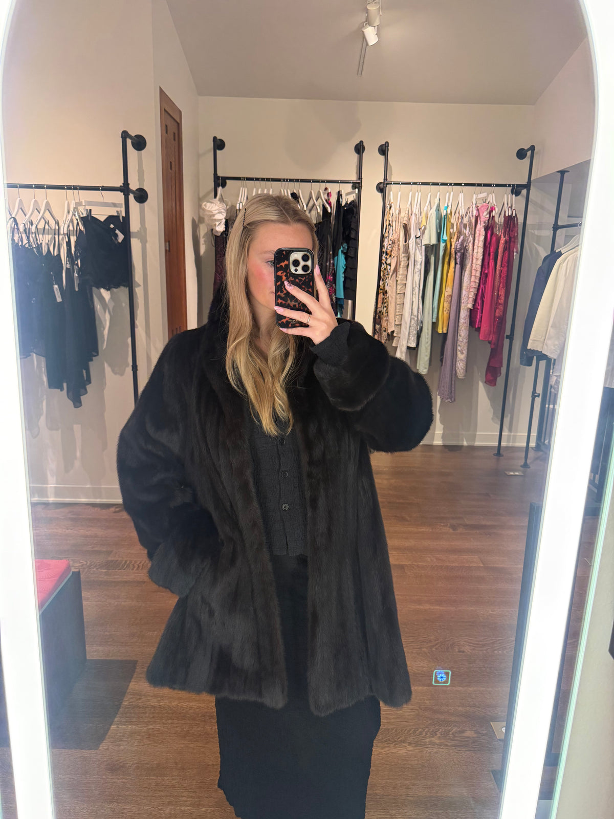 “Abrahamson’s Oak Park” Mink Fur Coat - Large