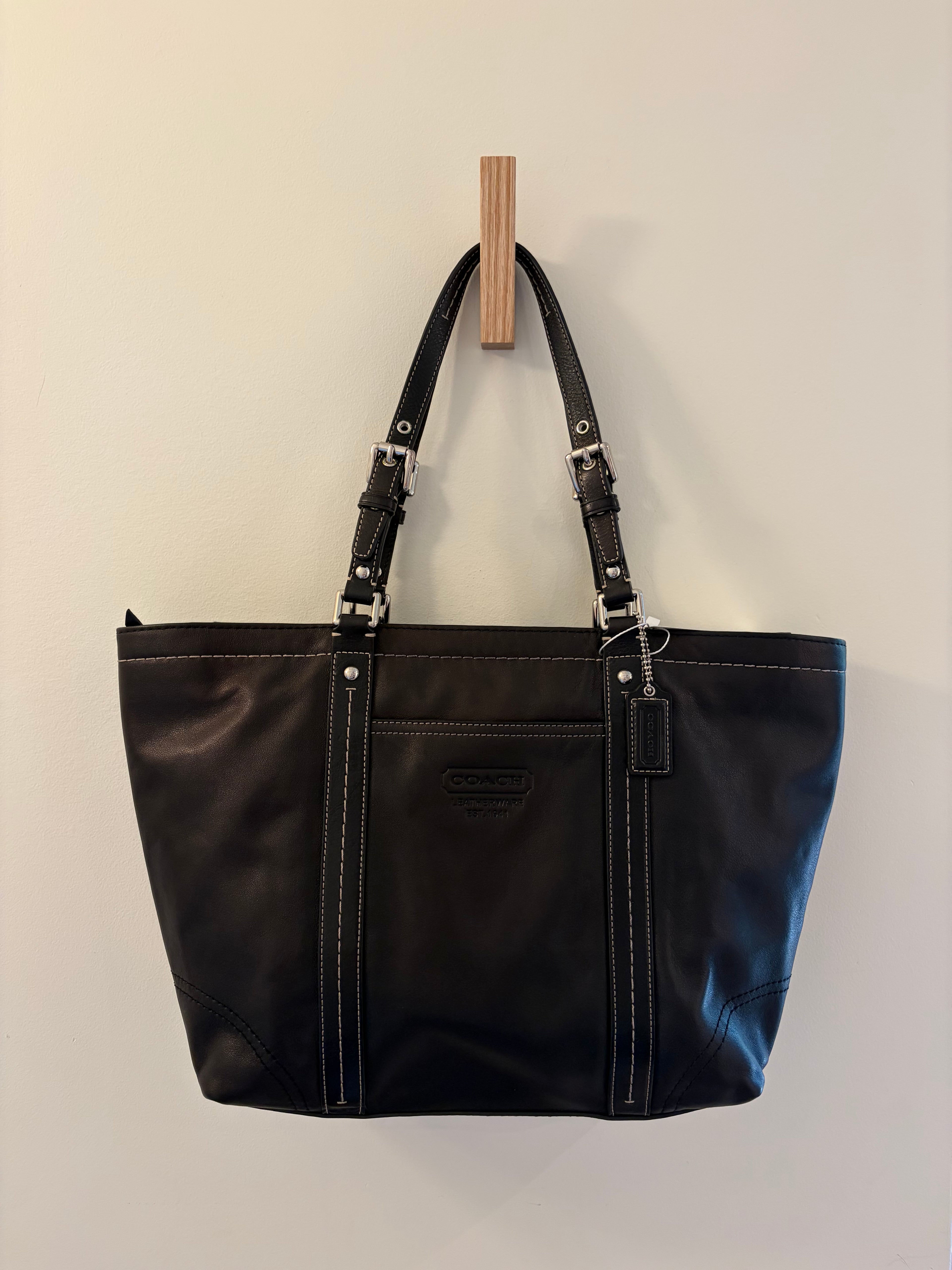 Coach 2008 East West Gallery Large Tote