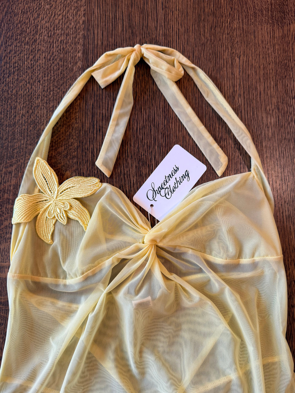 2004 VS Yellow Flower Halter - Small