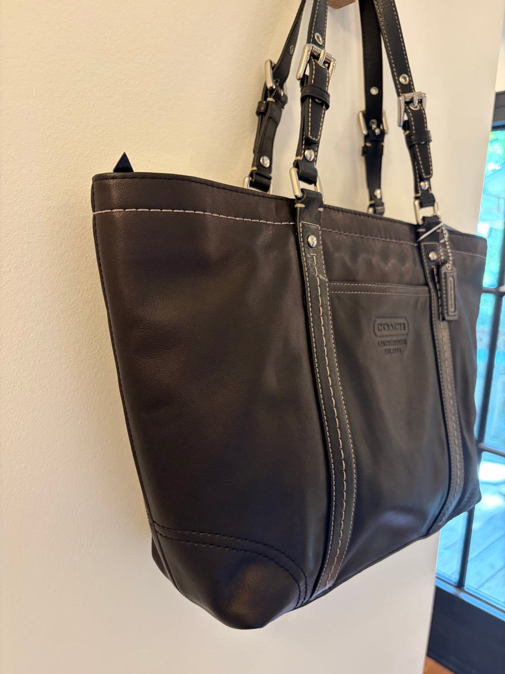 Coach 2008 East West Gallery Large Tote