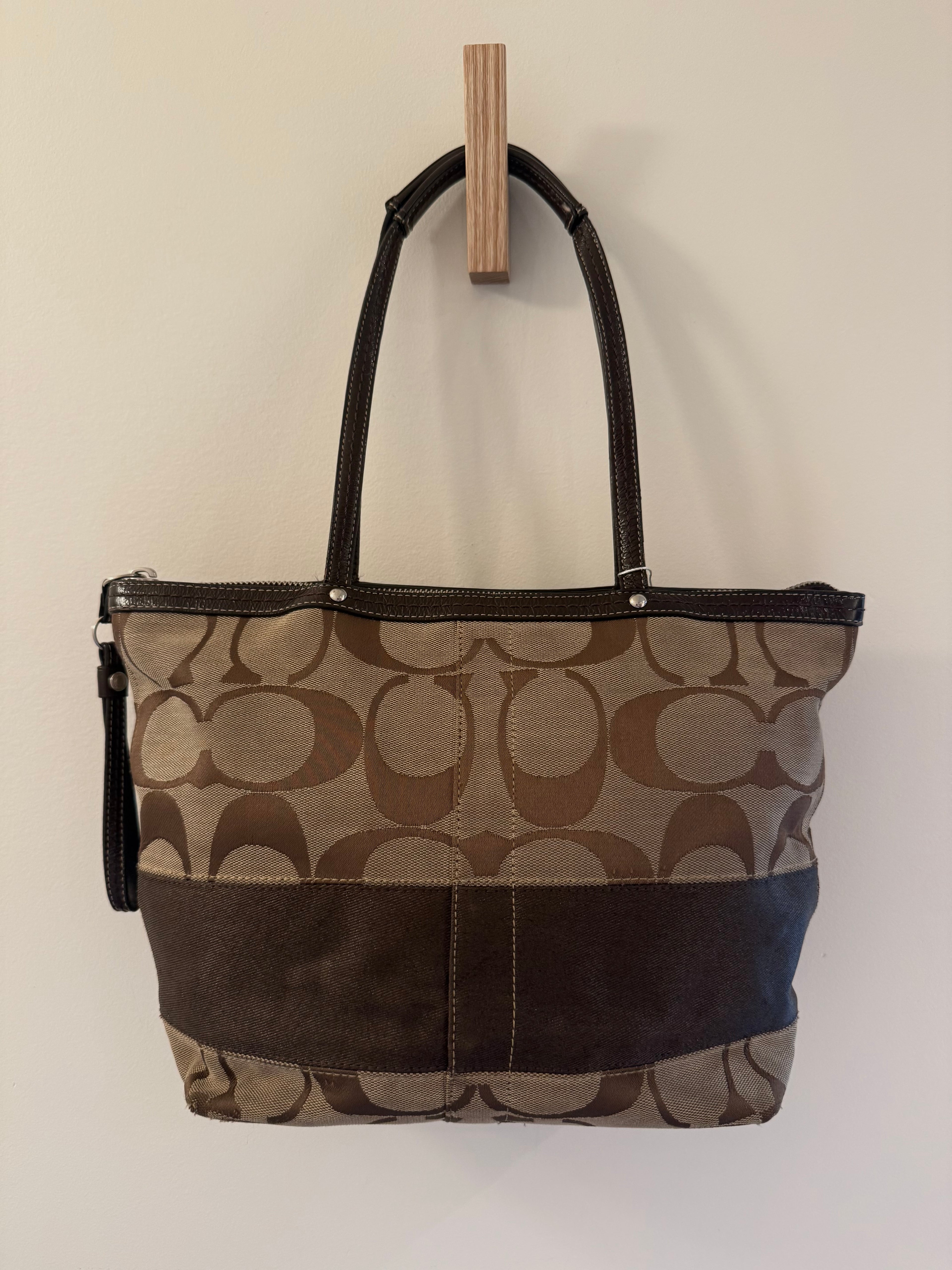 Coach 2009 Signature Stripe Tote