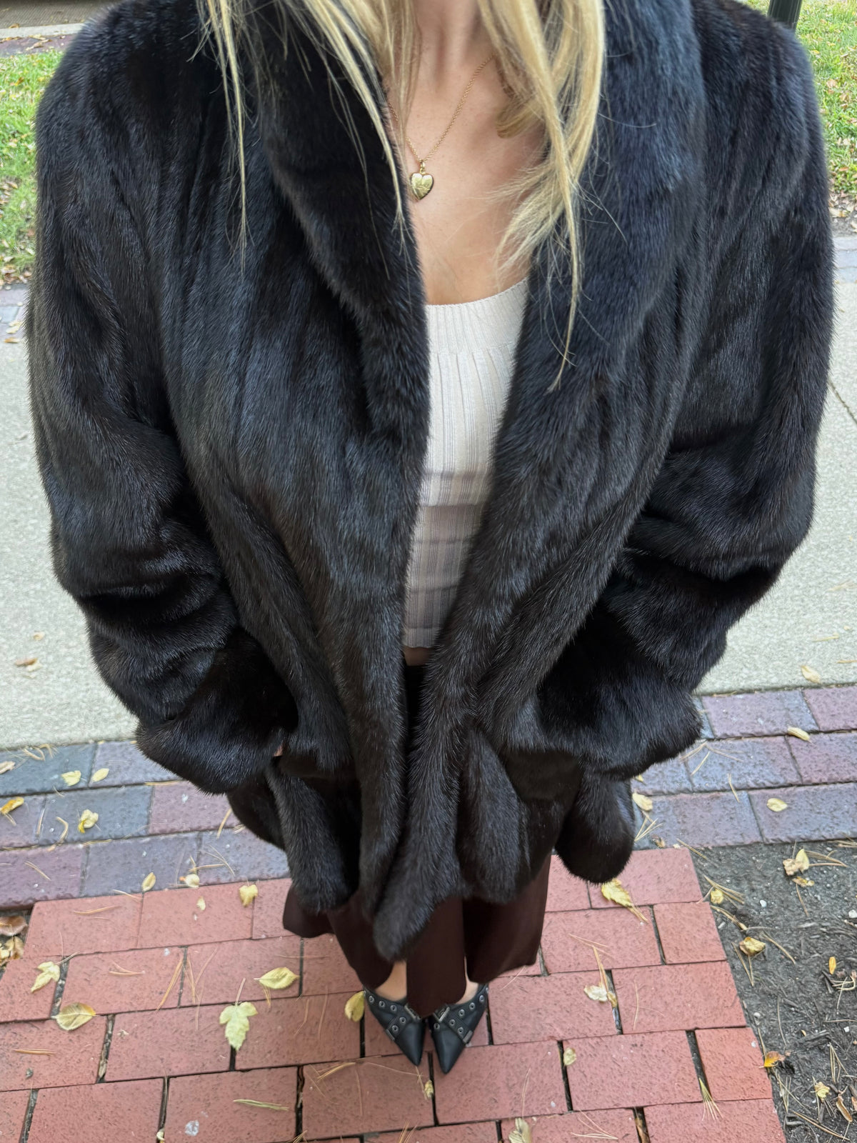 “Abrahamson’s Oak Park” Mink Fur Coat - Large
