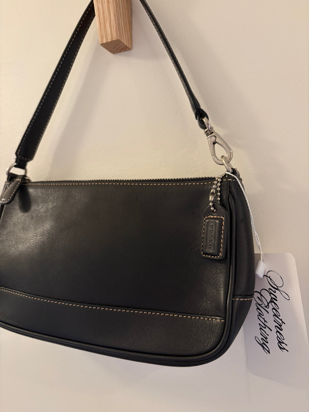 Coach 2002 Hamptons Black Mini Shoulder Bag
