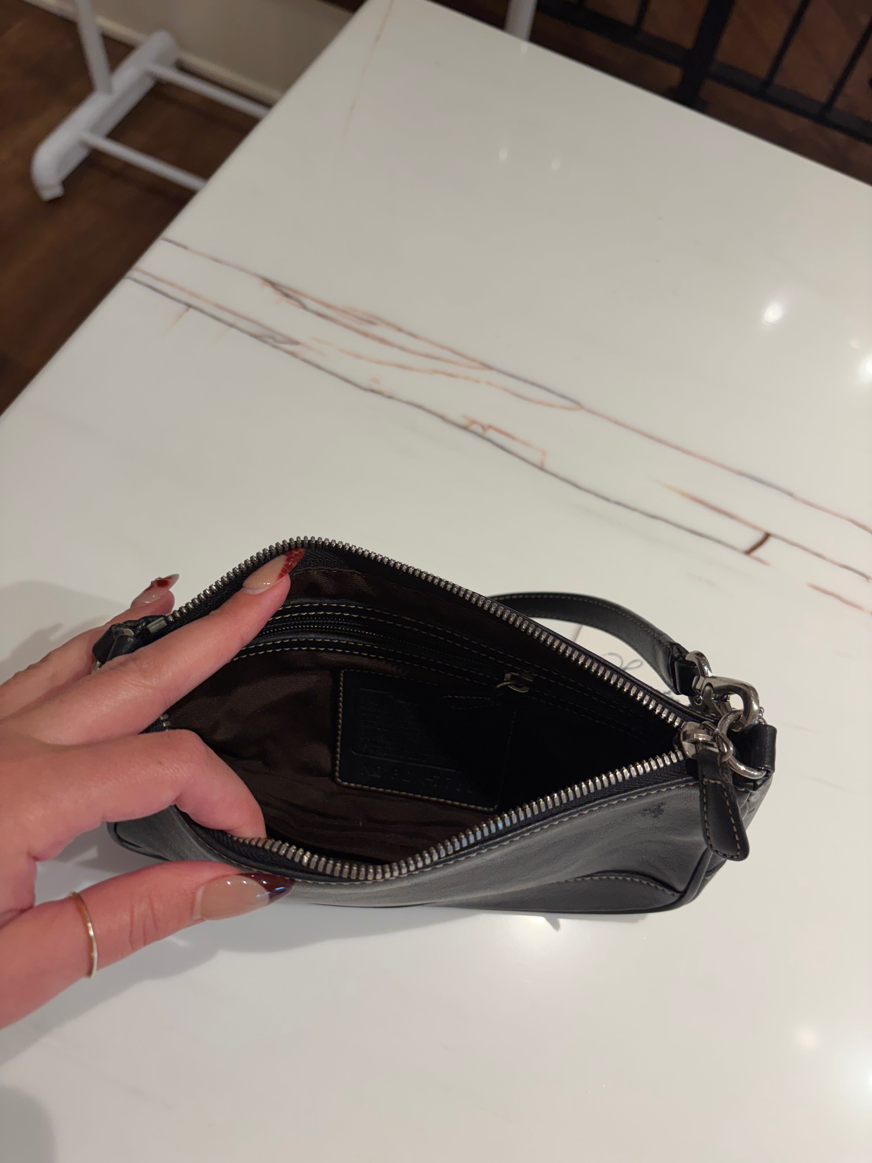 Coach 2002 Hamptons Black Mini Shoulder Bag