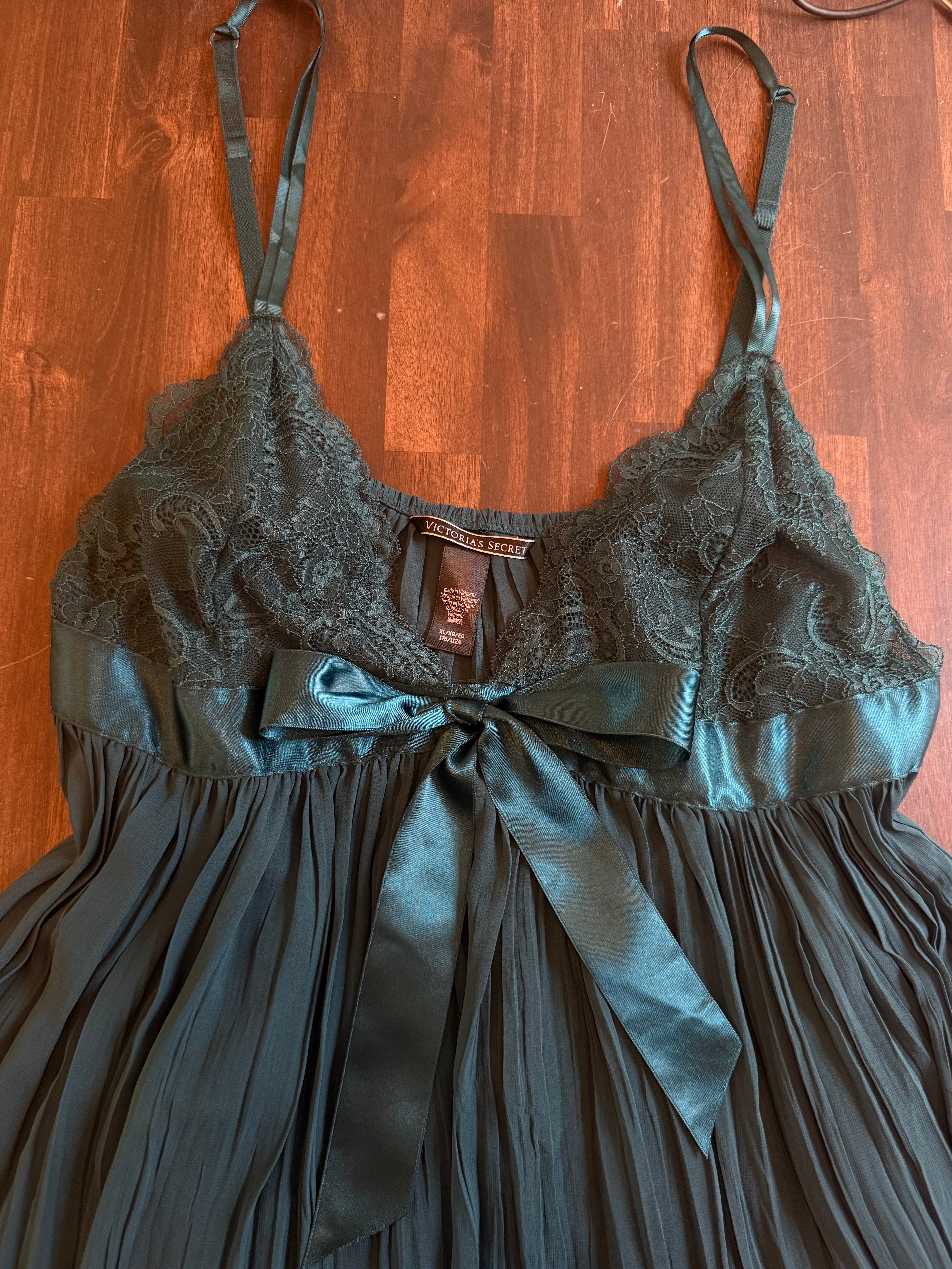 VS Emerald Pleated Babydoll Top - XL