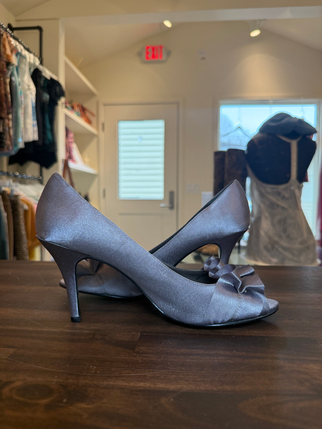 Dusty Purple Ruffle Satin Pump - 8.5