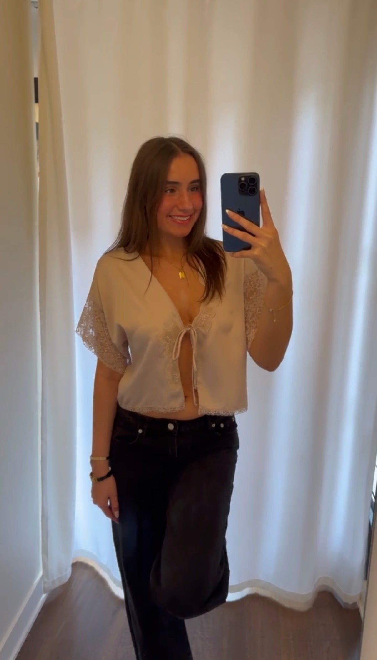 Victoria's Secret 1980s Champagne Blouse - Small