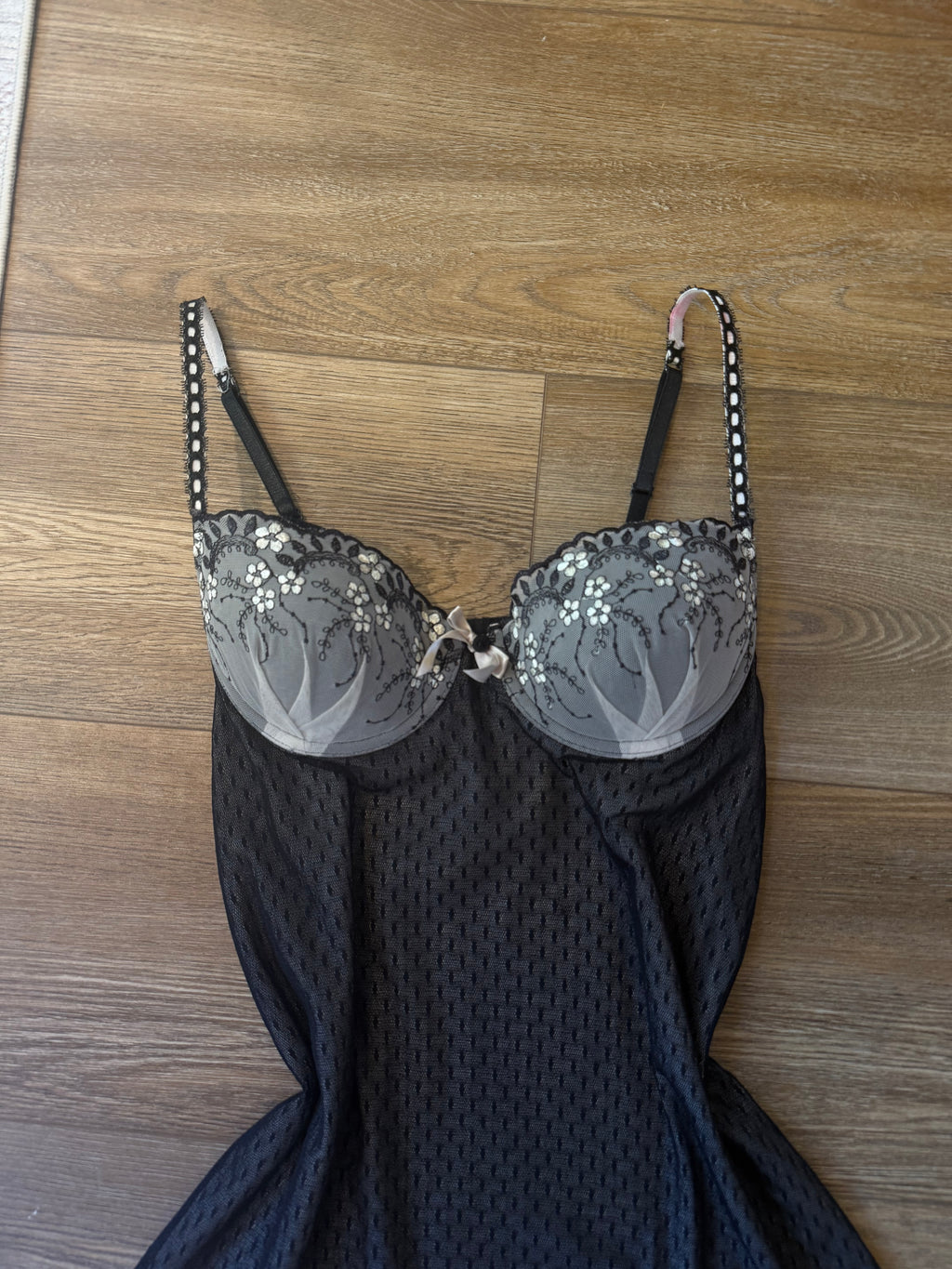 Black and White Embroidered Corset Top - Large