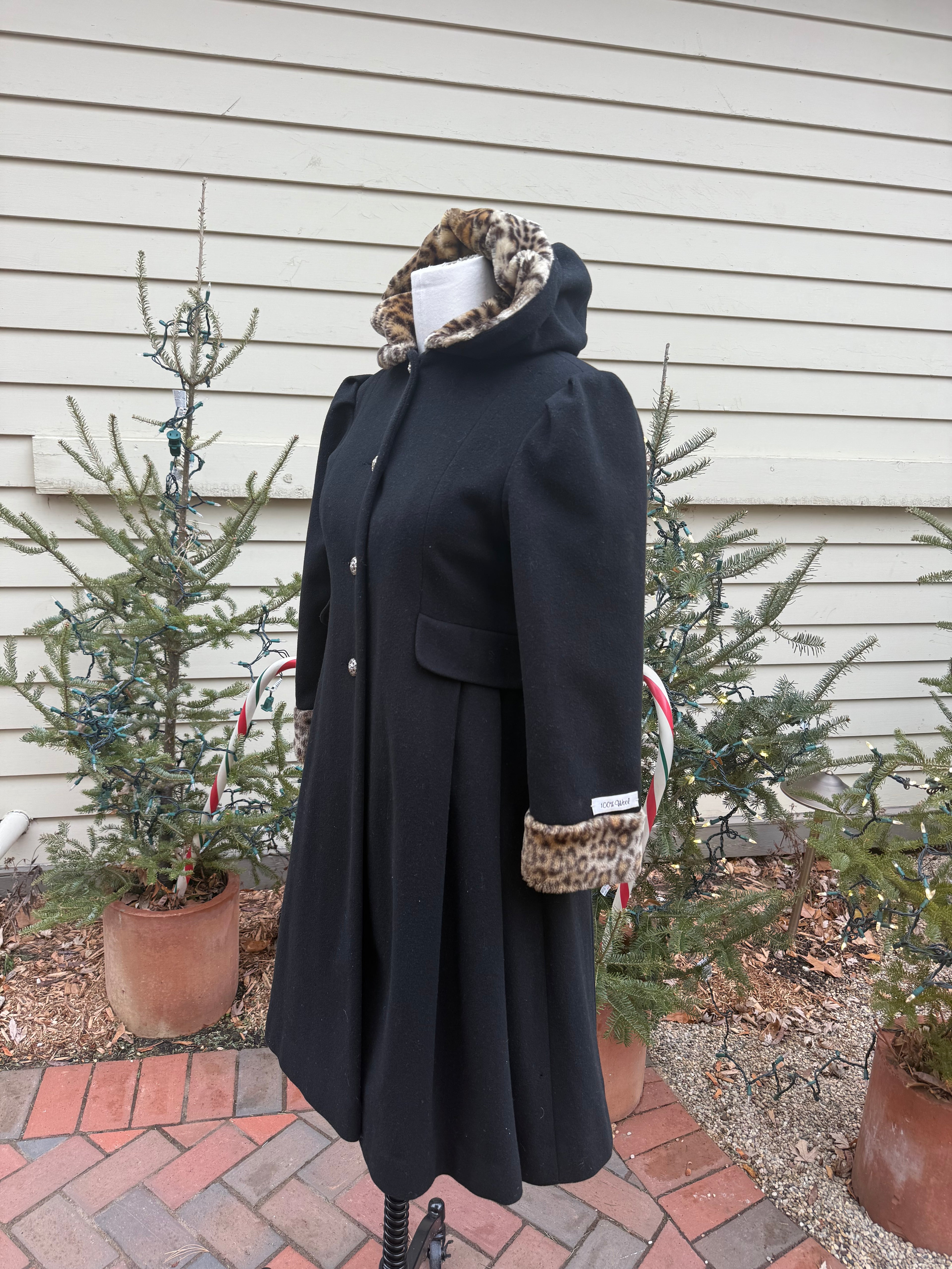 100% Wool Vintage Leopard Coat - XS