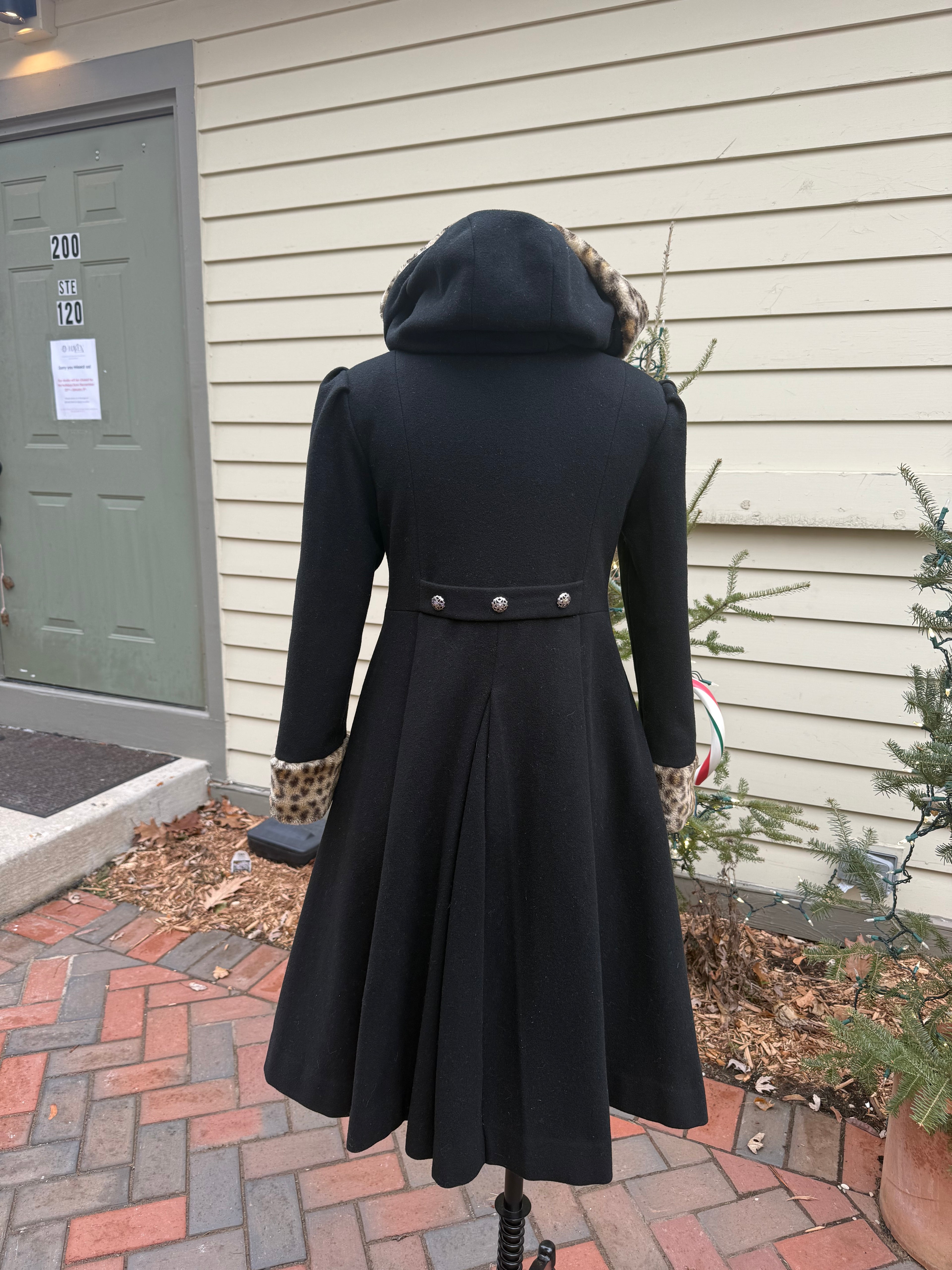 100% Wool Vintage Leopard Coat - XS