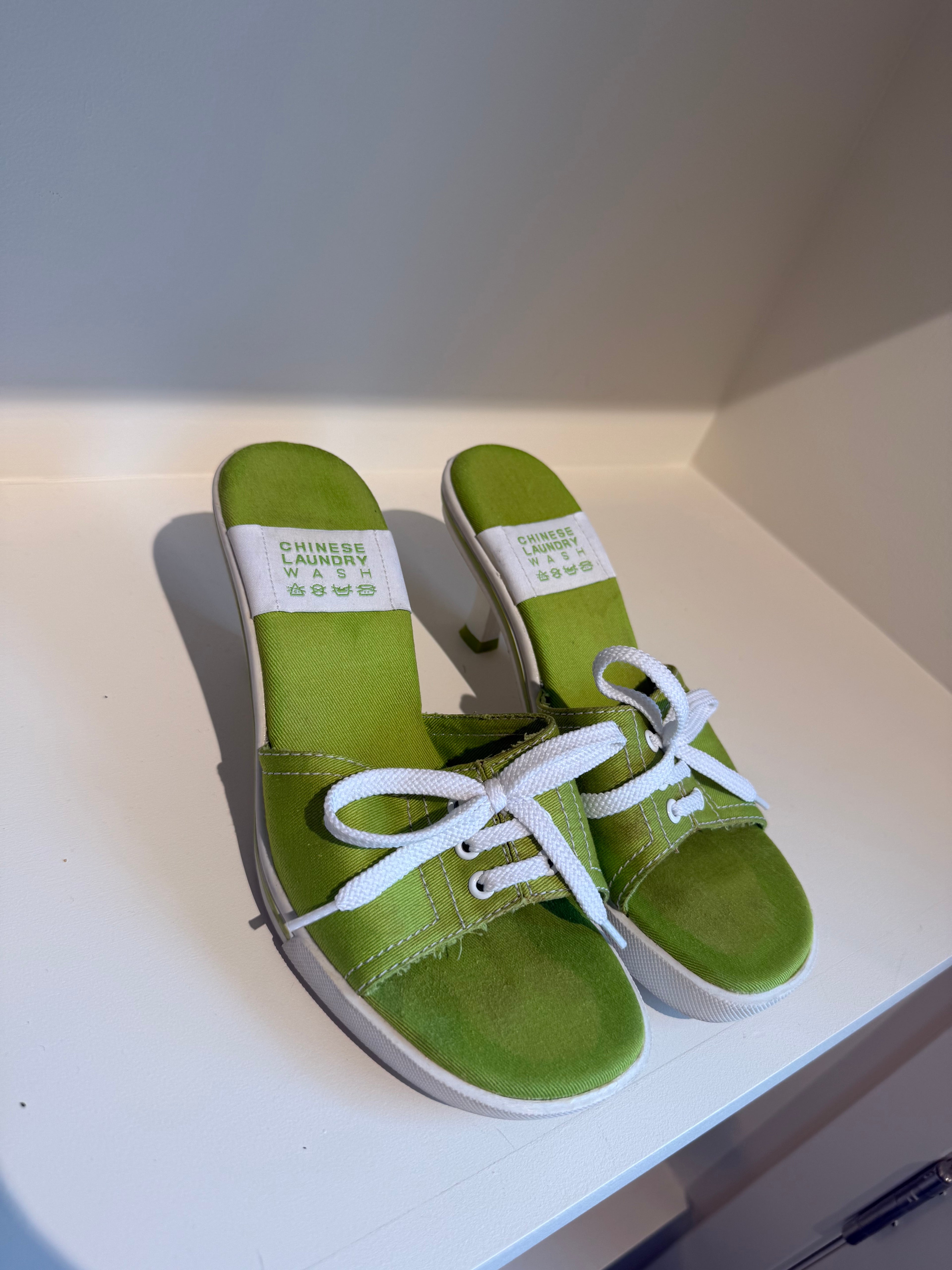 Chinese Laundry Wash Kitten Heels - Size 6.5