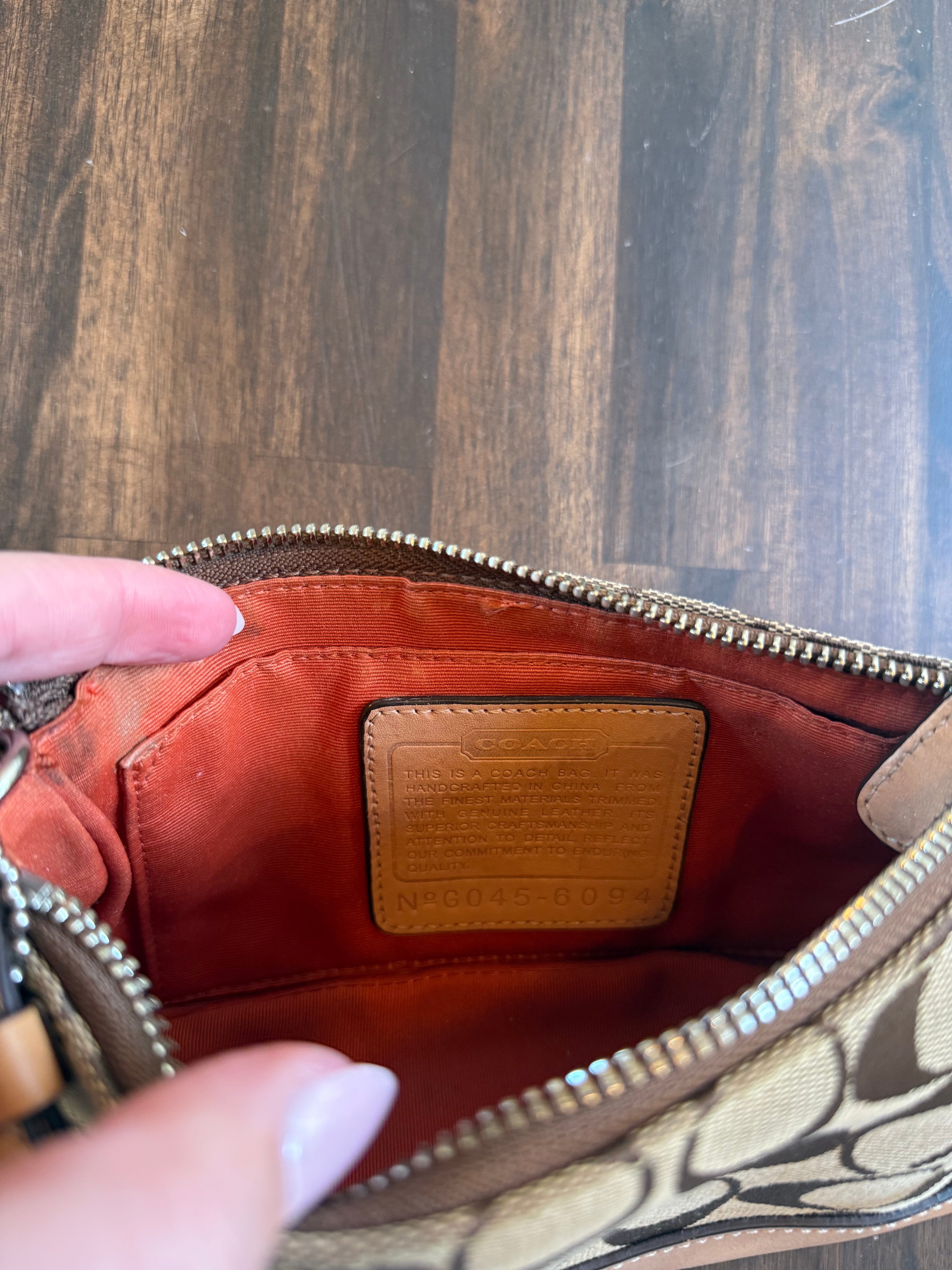 2004 Coach Signature C Hampton Demi Bag