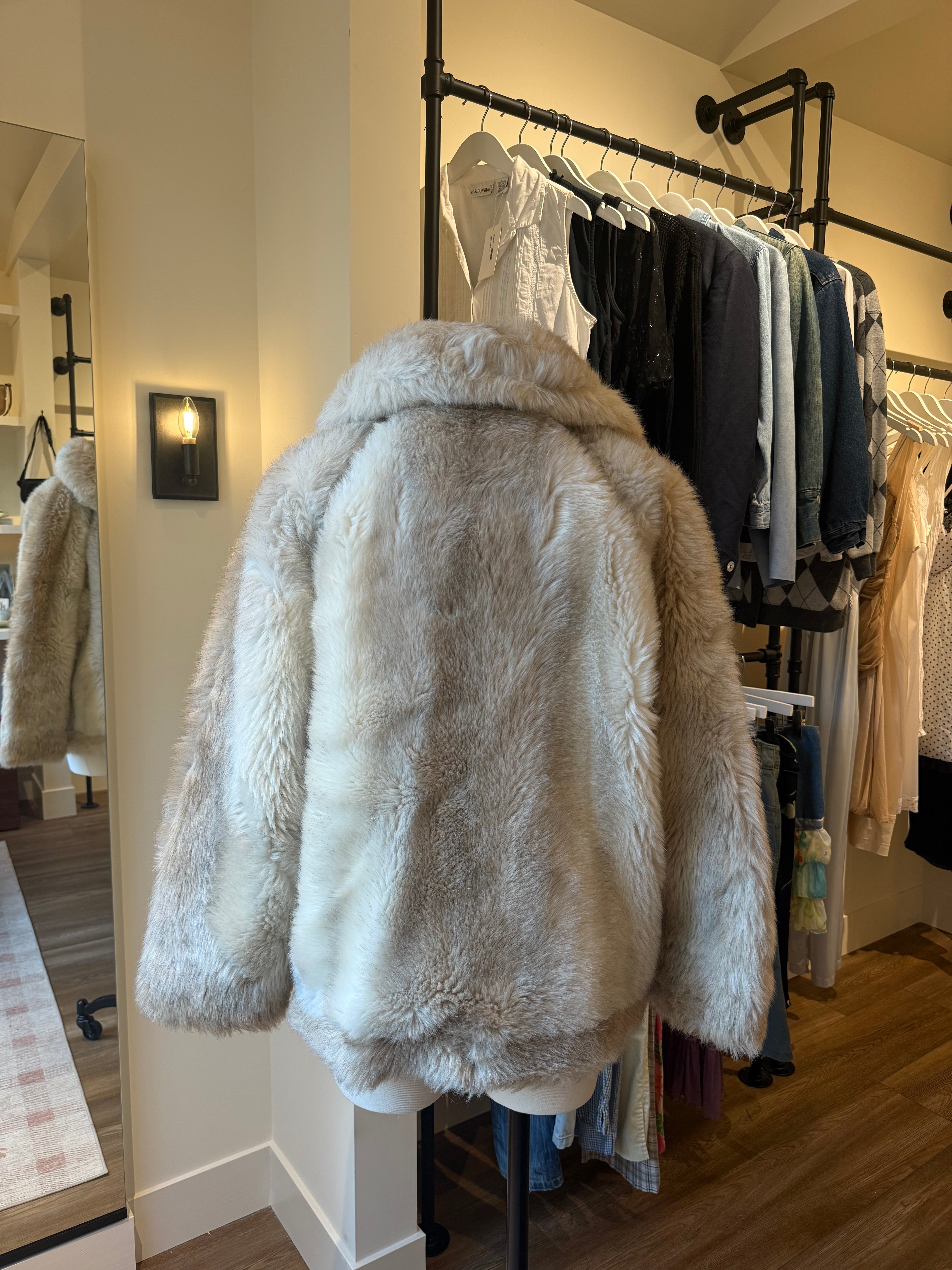 Vintage Country Pacer Fur Coat (real fur) - Medium