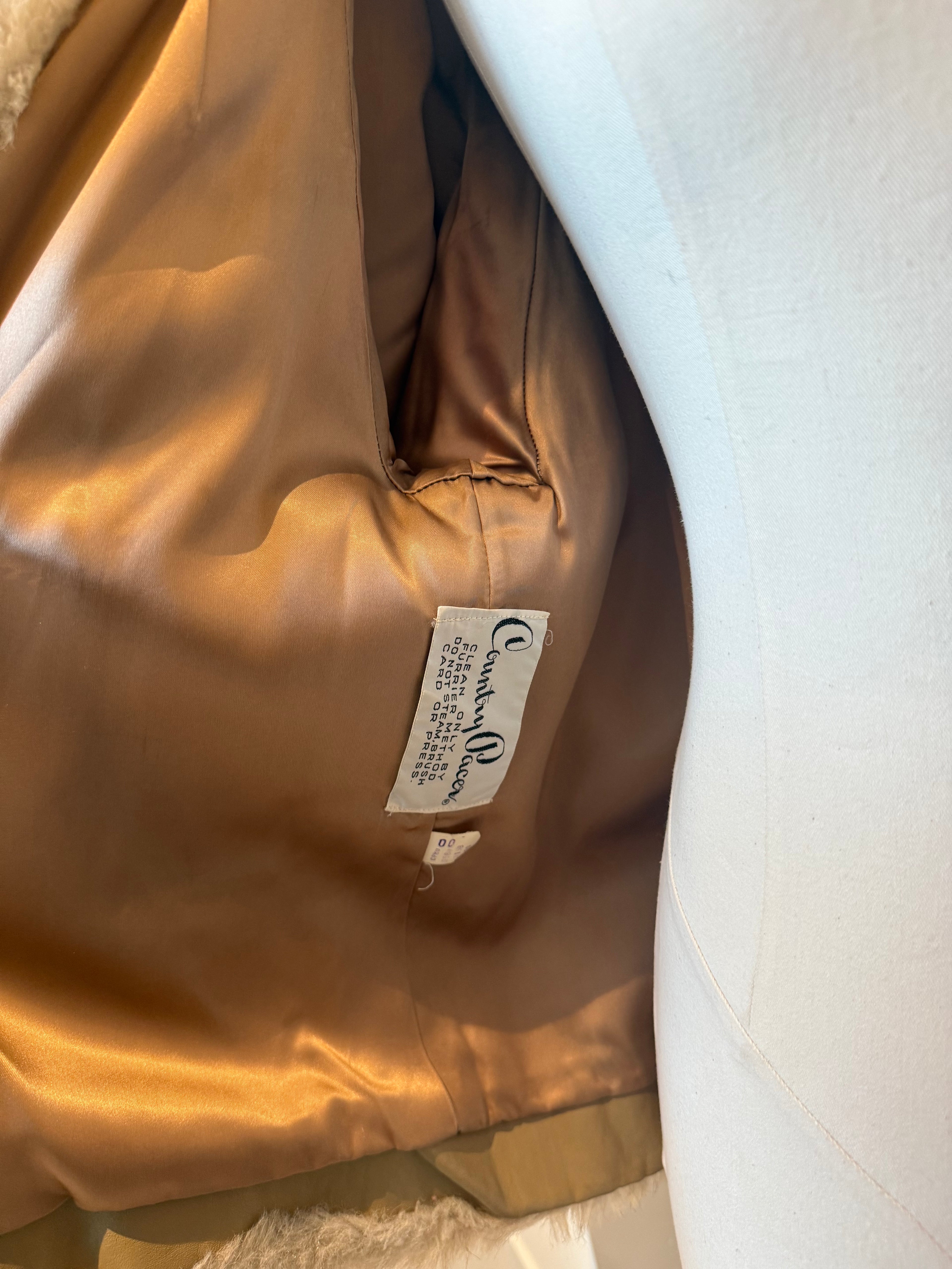 Vintage Country Pacer Fur Coat (real fur) - Medium